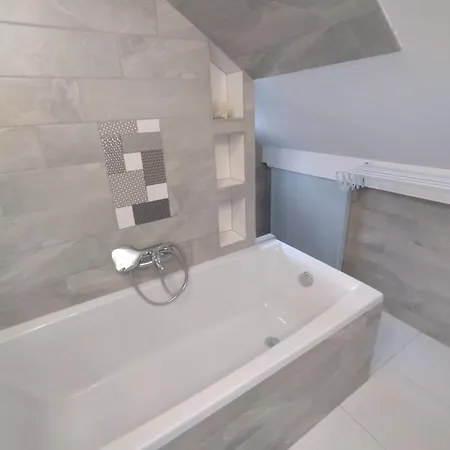 Nyarfa Vendeghaz Balatonmáriafürdő