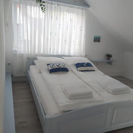 Apartment Nyarfa Vendeghaz Balatonmáriafürdő