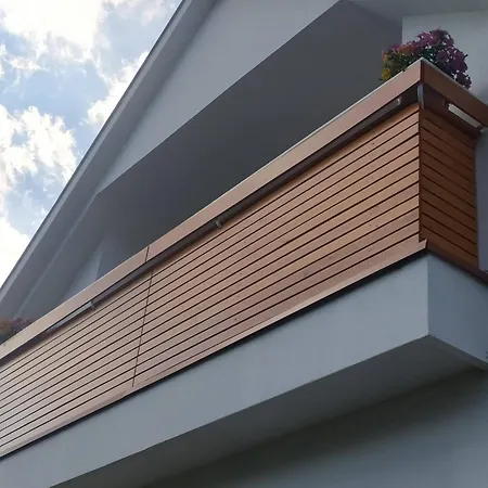 Nyarfa Vendeghaz Apartment