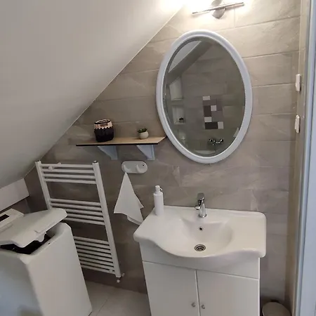 Apartament Nyarfa Vendeghaz
